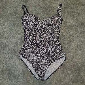 Women's one piece bathing suit